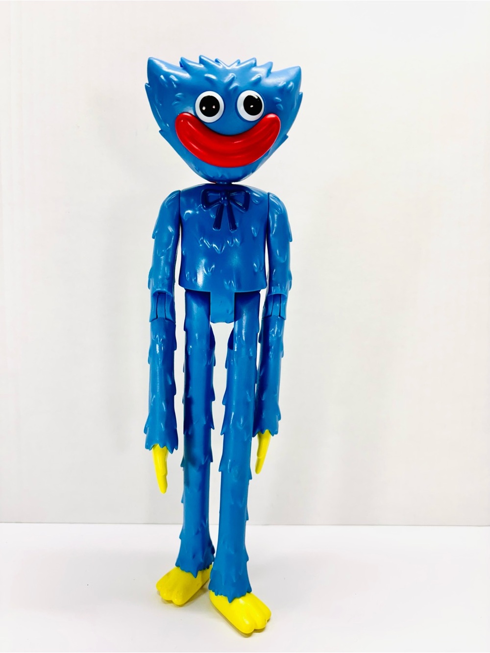 Poppy Playtime Huggy Wuggy Deluxe Face Changing Action Figure  Series 1 12" Tall